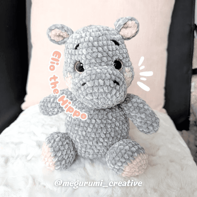 🦛💙 Elio is soft, chunky, and irresistibly cute in chenille or worsted yarn,
making him a perfect cuddly companion or handmade gift!
